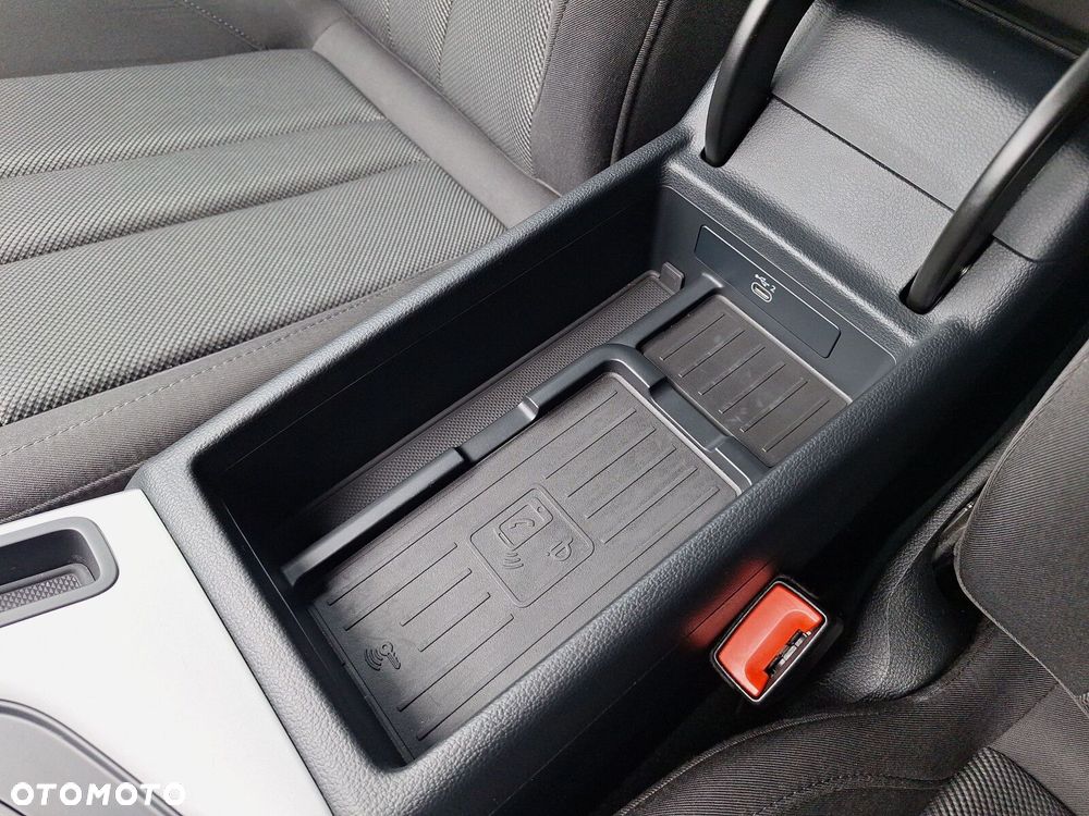 Audi A4 Avant 35 TDI mHEV S tronic - 15