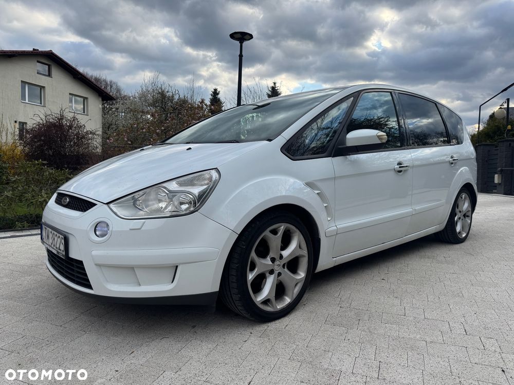 Ford S-Max 2.0 TDCi DPF Titanium - 1