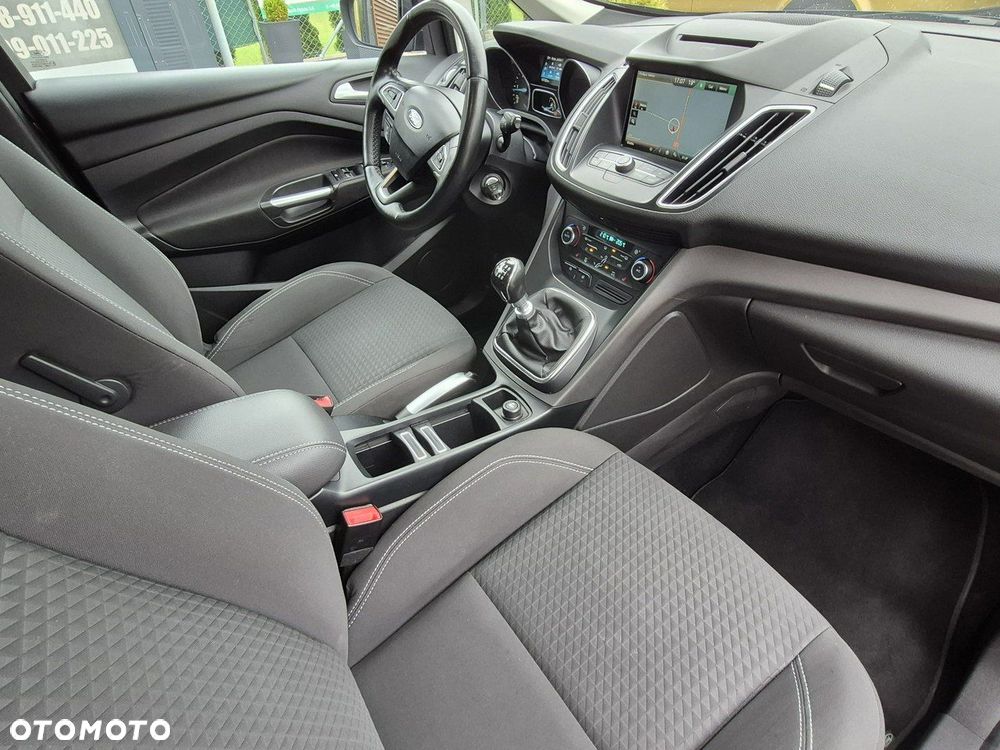 Ford C-MAX - 17
