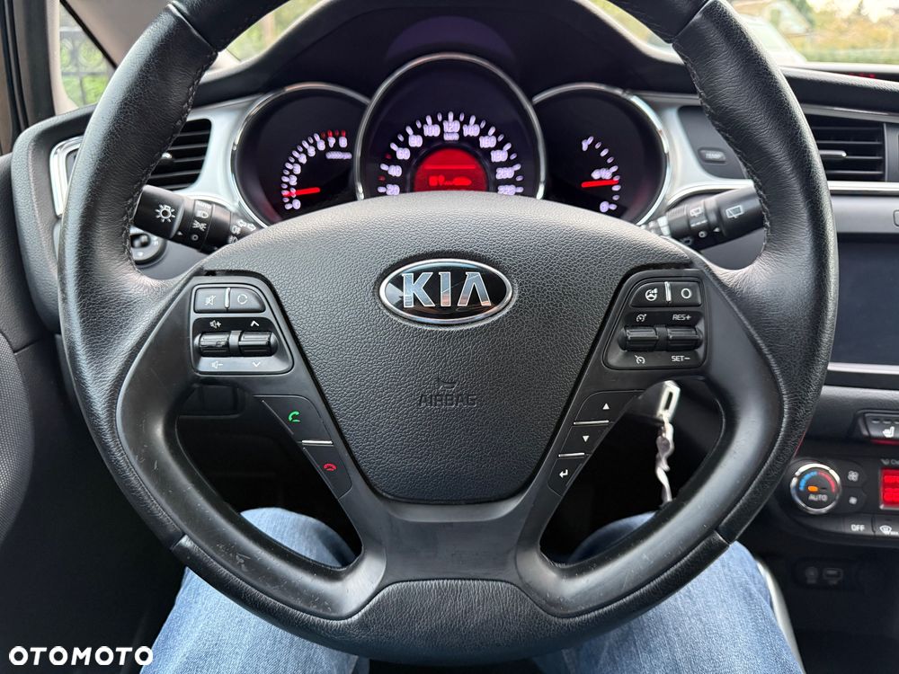Kia Ceed Cee'd 1.6 GDI L Business Line - 21