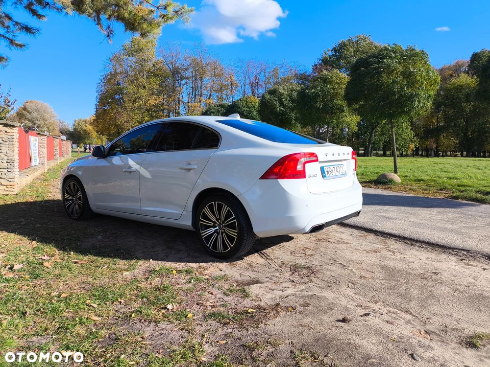 Volvo S60 - 13