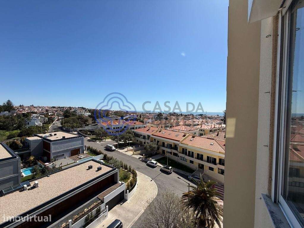T2 Renovado Mobilado no 6.º Andar com Vista Mar — Alapraia, Cascais | - Grande imagem: 2/26