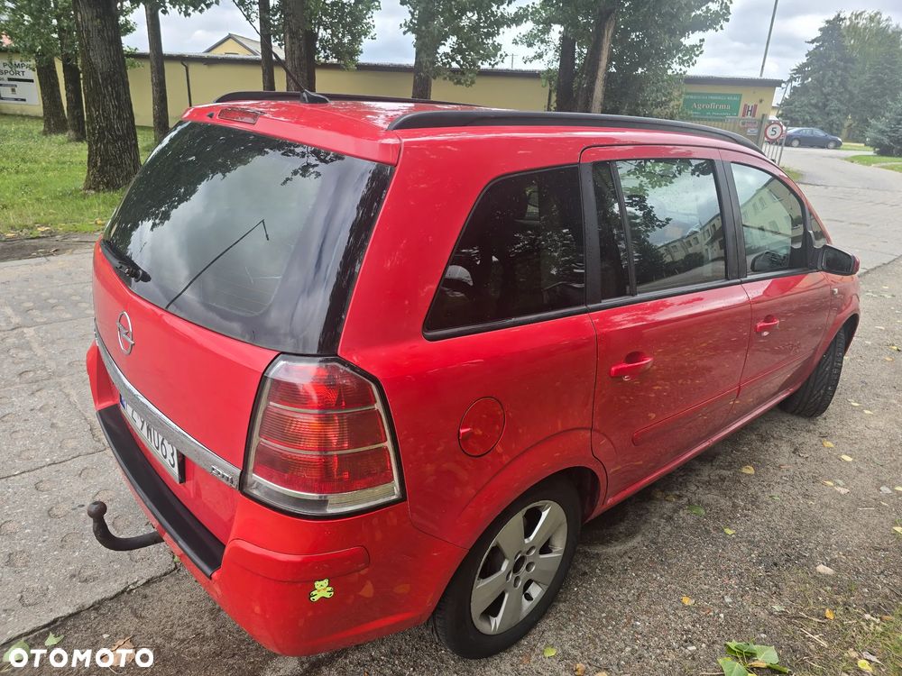 Opel Zafira 1.9 CDTI - 4
