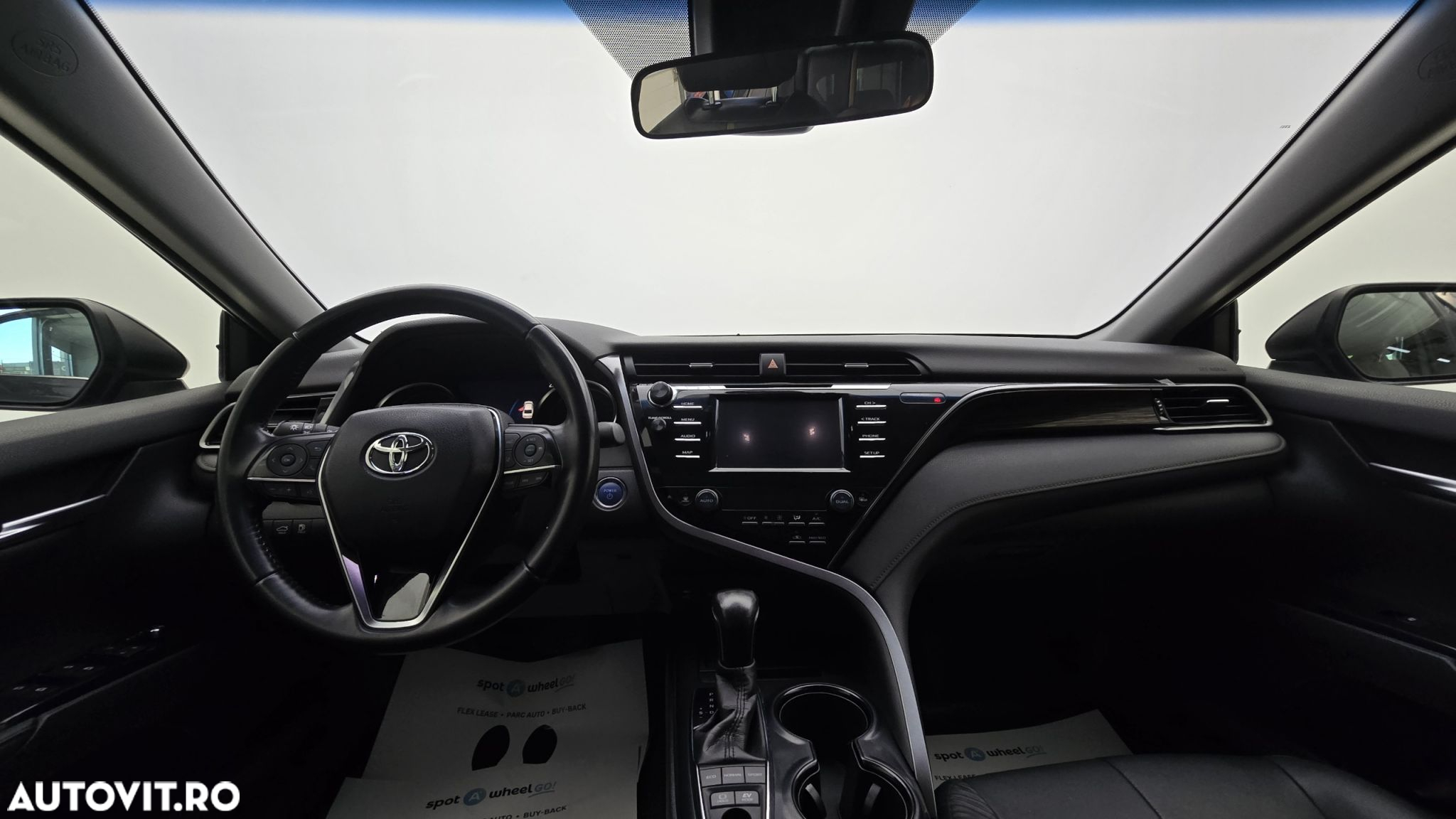 Toyota Camry - 14