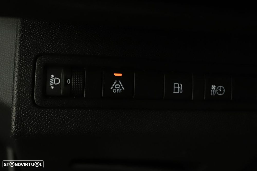 Peugeot 3008 1.6 Hybrid Allure e-EAT8 - 16