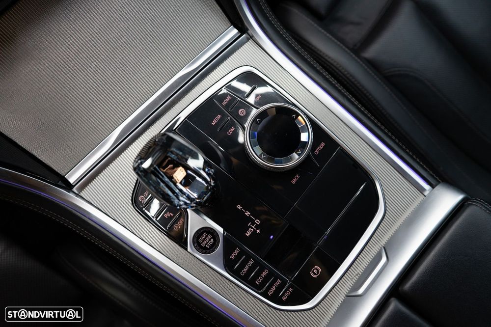 BMW 840 d xDrive Pack M - 34
