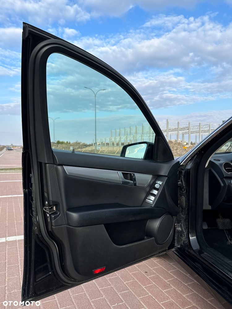 Mercedes-Benz Klasa C - 15