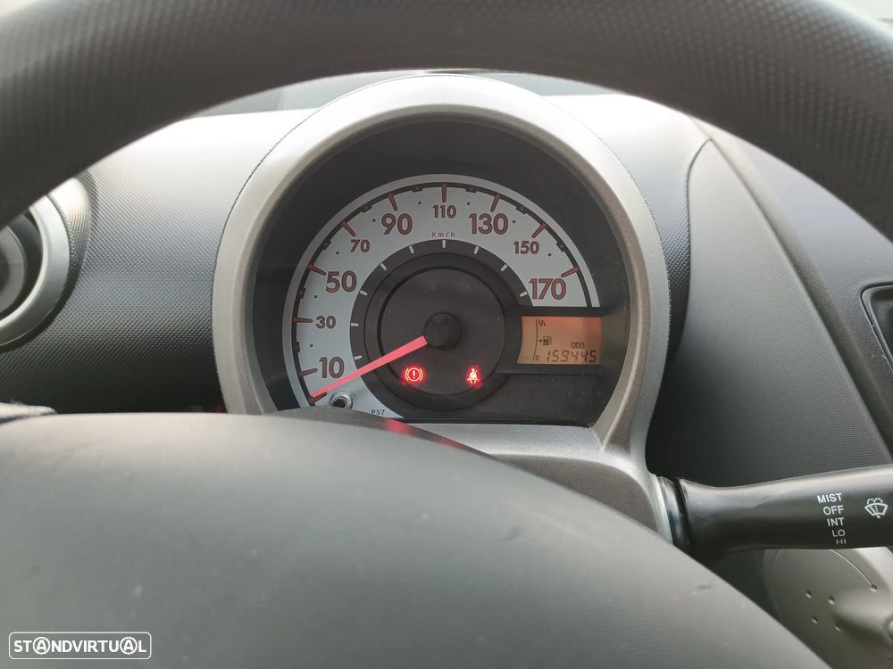 Peugeot 107 1.0 Urban Style - 10