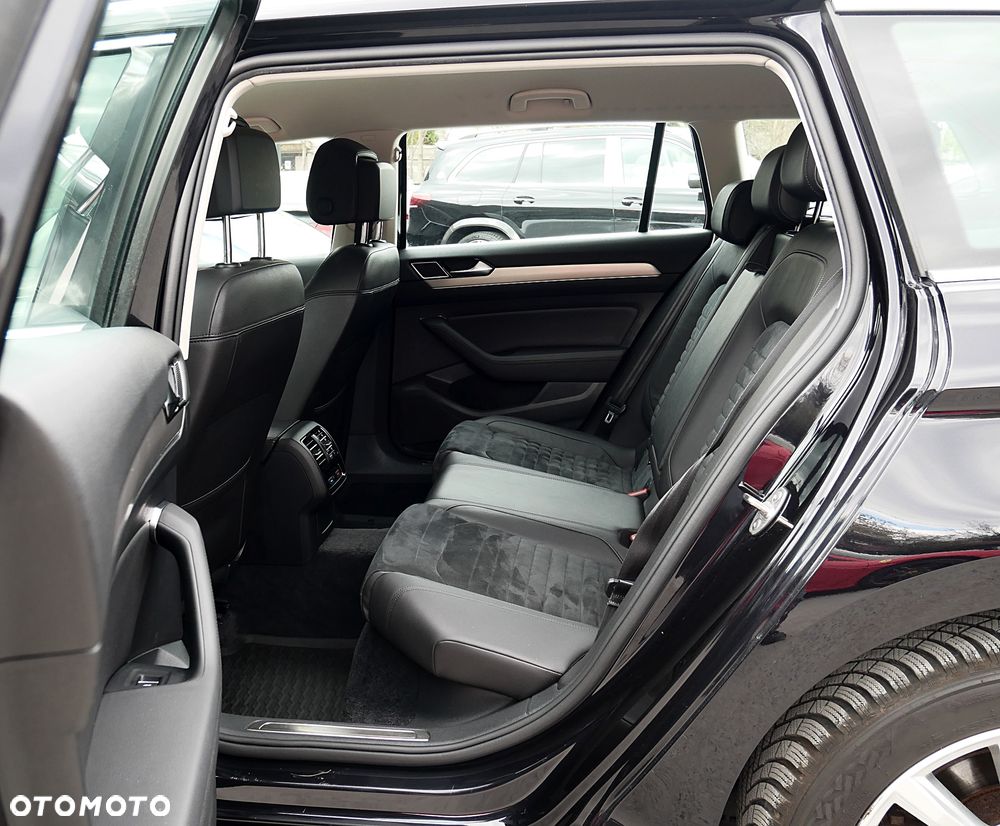 Volkswagen Passat - 6