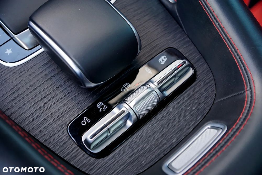 Mercedes-Benz GLE AMG 53 4-Matic Premium Plus - 38