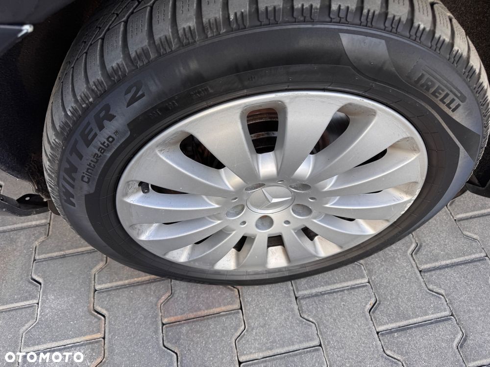 Mercedes-Benz Klasa C 220 CDI DPF Automatik Elegance - 12