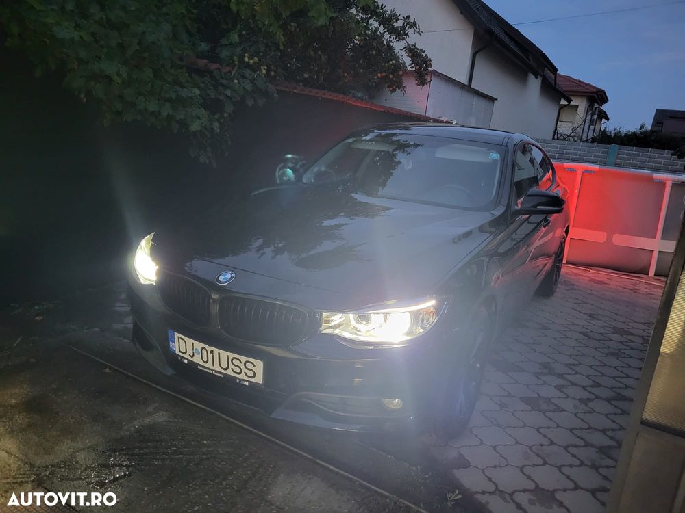 BMW Seria 3 320d DPF Aut. M Sport Edition - 11