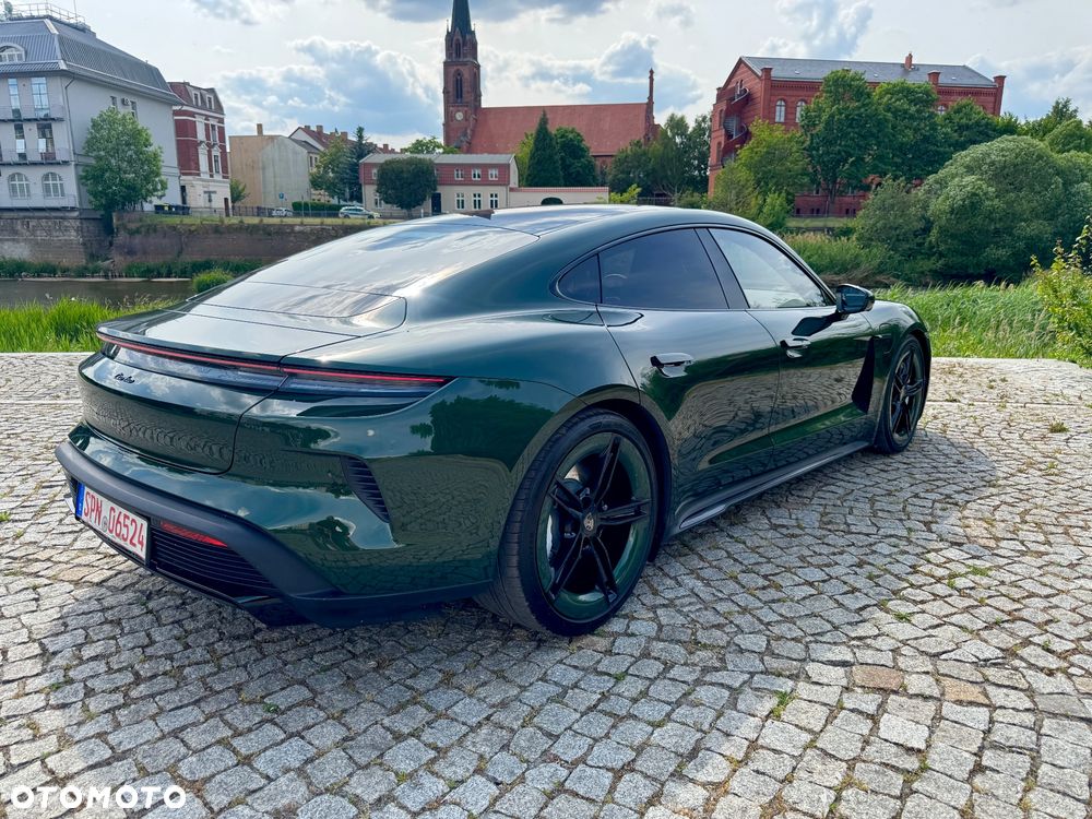 Porsche Taycan 105kWh Turbo - 6