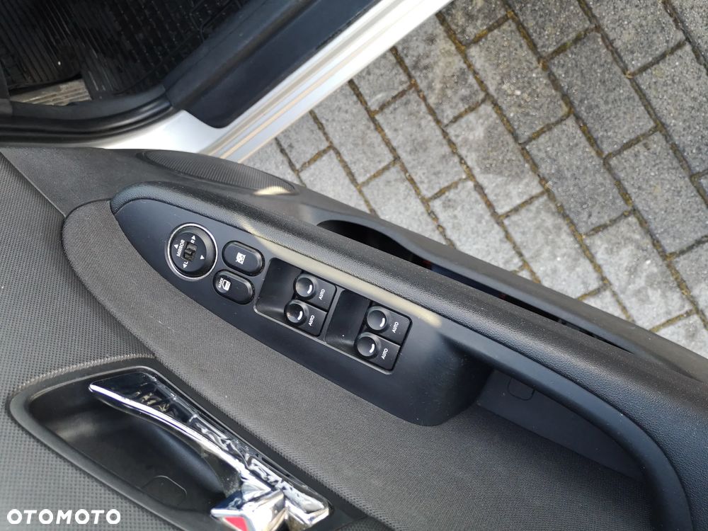Hyundai i30 1.6 CRDi Premium - 10