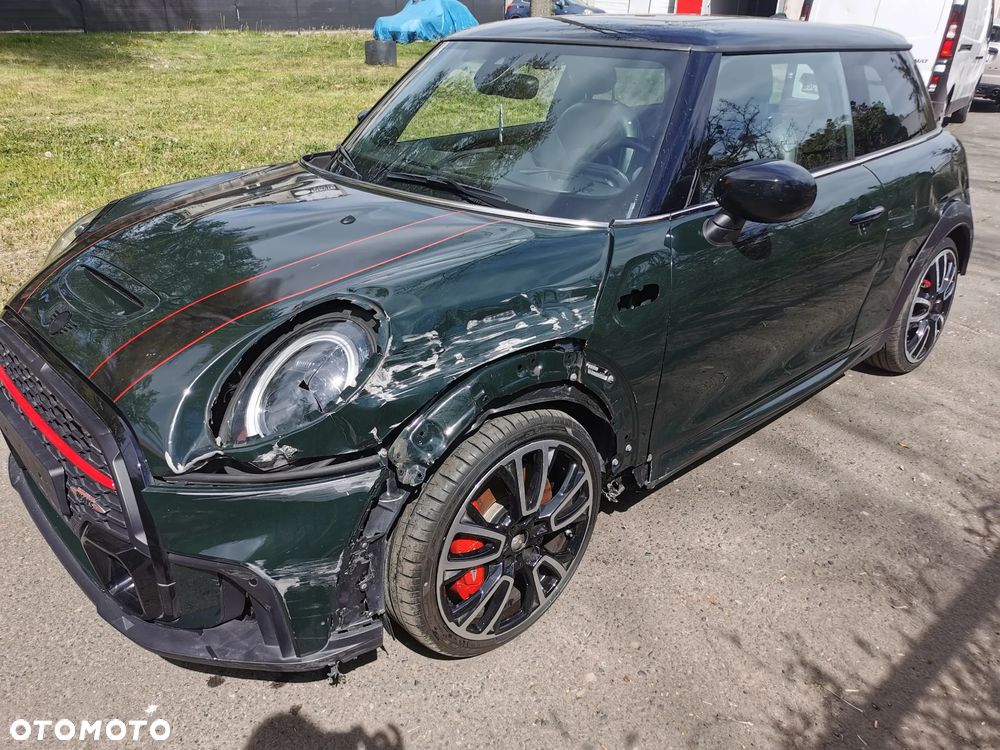 MINI John Cooper Works Essential Trim - 2