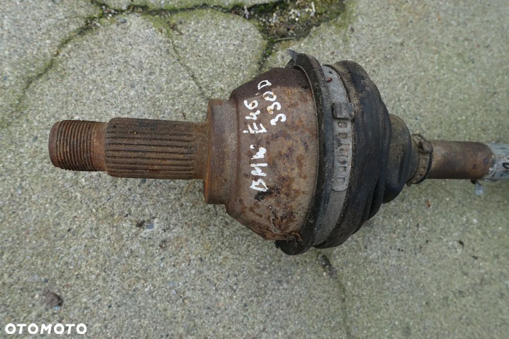 PÓŁOŚ PRAWY PRZÓD BMW E46 2,0 D 330 D - 2