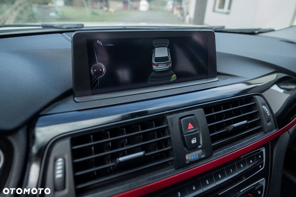 BMW Seria 3 318d Sport Line - 19