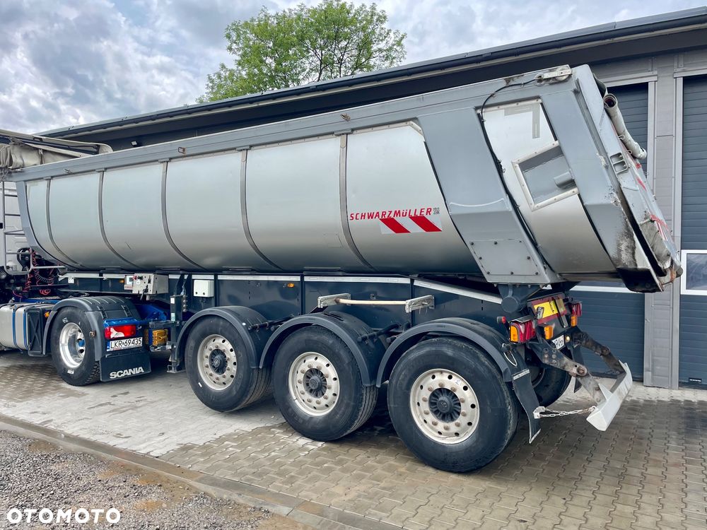 Schwarzmuller K-Serie - 16