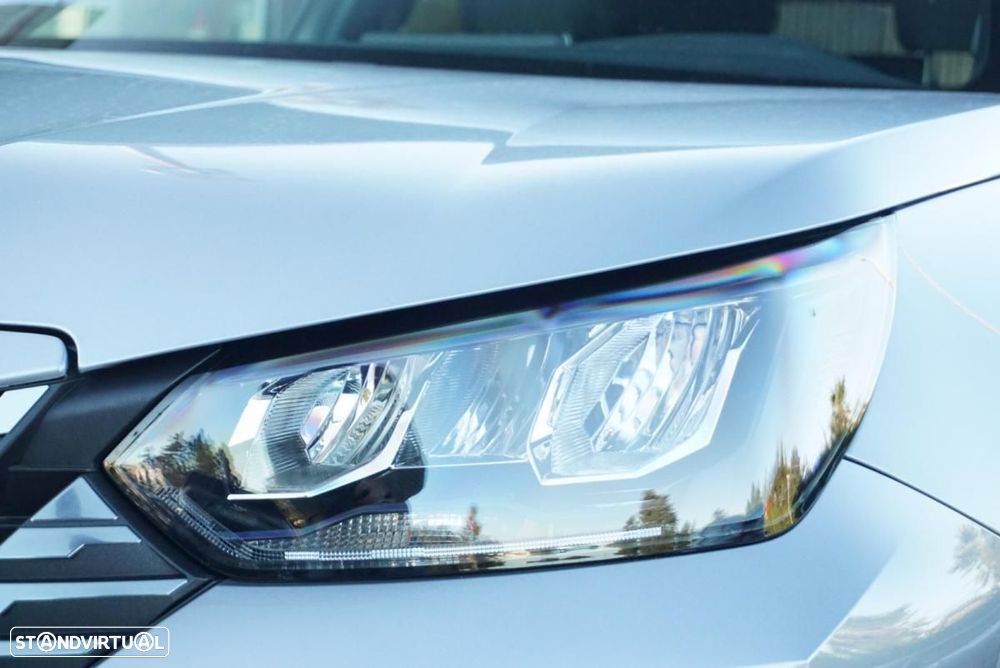 Peugeot e-2008 54 kWh Allure - 18