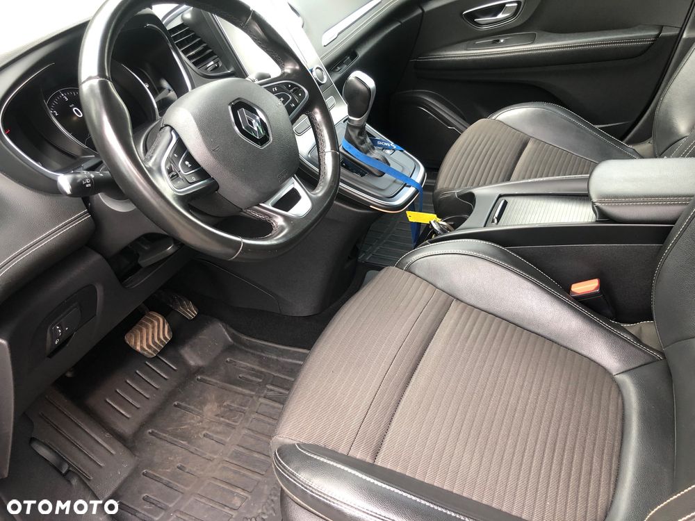Renault Scenic - 16