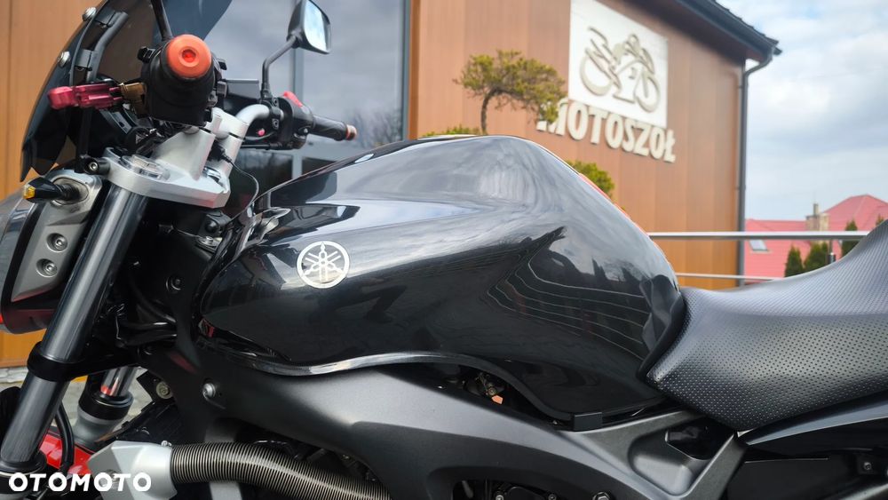 Yamaha FZ6 - 25
