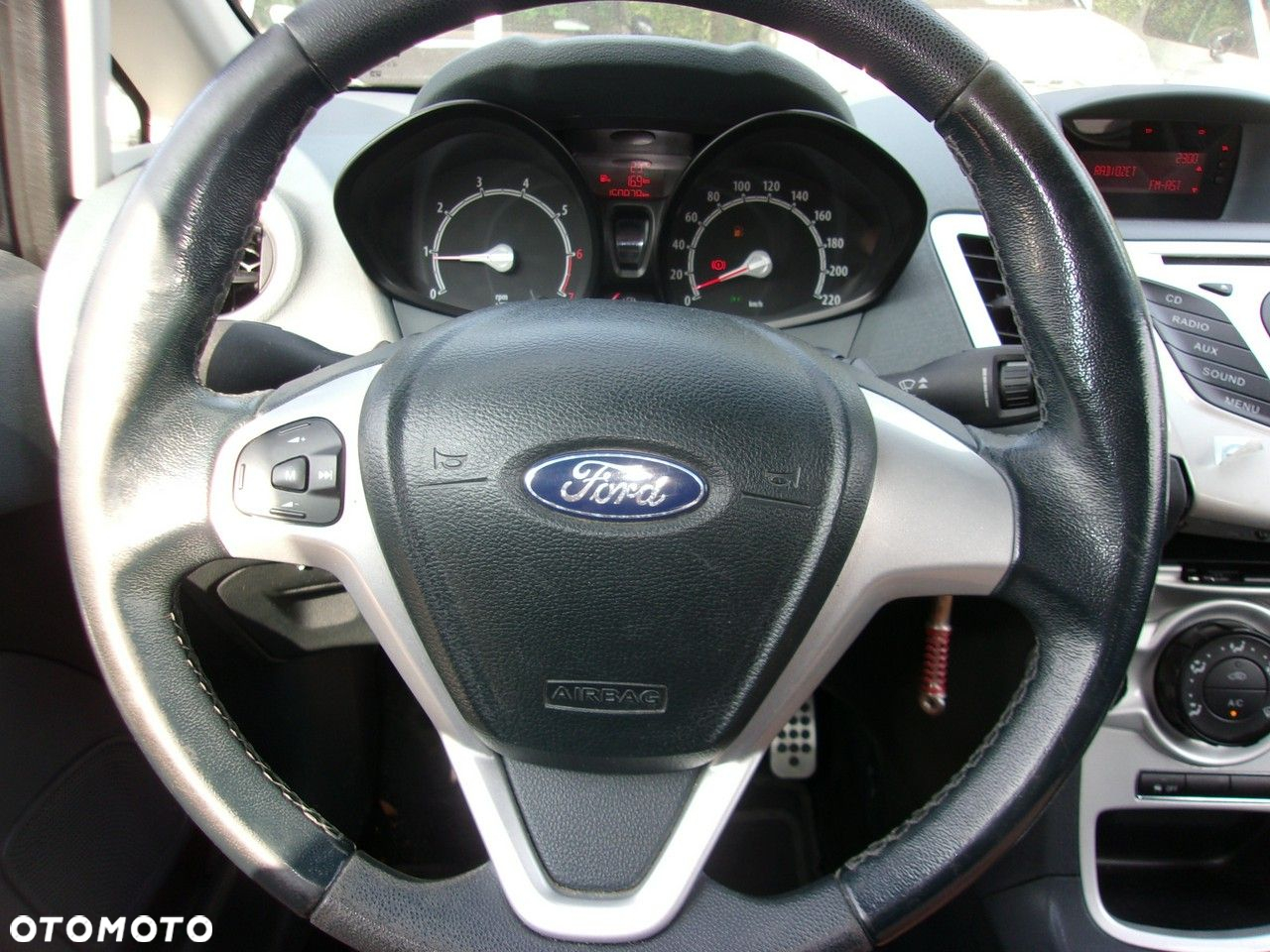 Ford Fiesta 1.6 Sport - 17