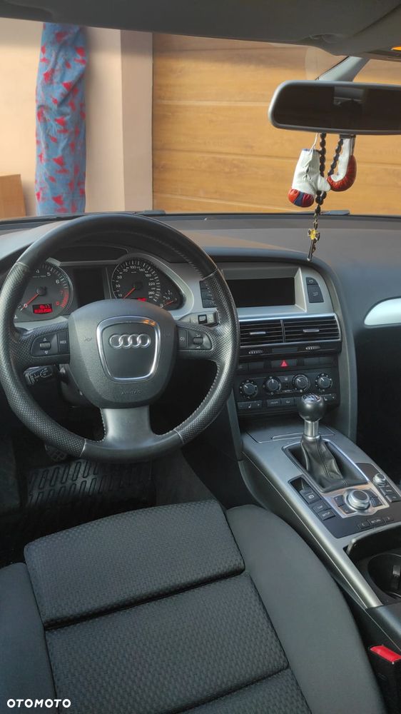 Audi A6 Avant 2.0T FSI - 8