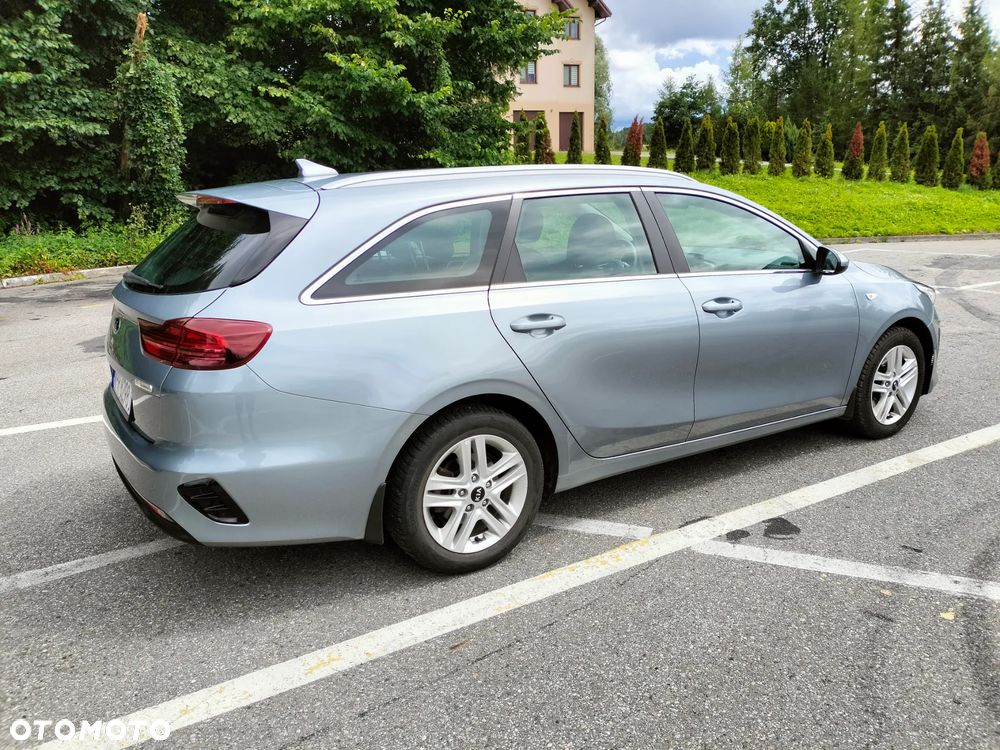 Kia Ceed - 4