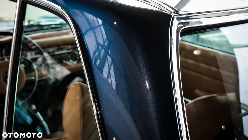 Mercedes-Benz 280 - 14