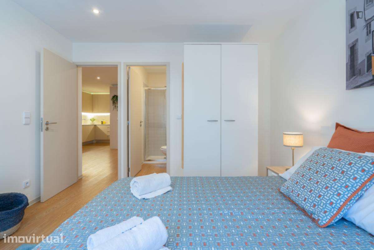 Apartamento com 2 quartos - localizado em Vitória Porto - Grande imagem: 4/40