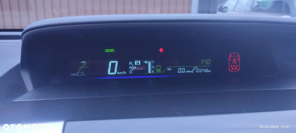 Toyota Prius+ (Hybrid) - 28