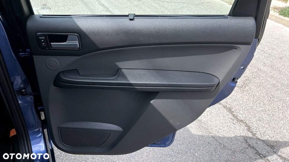 Ford Focus C-Max 1.6 Ti-VCT Ambiente - 29