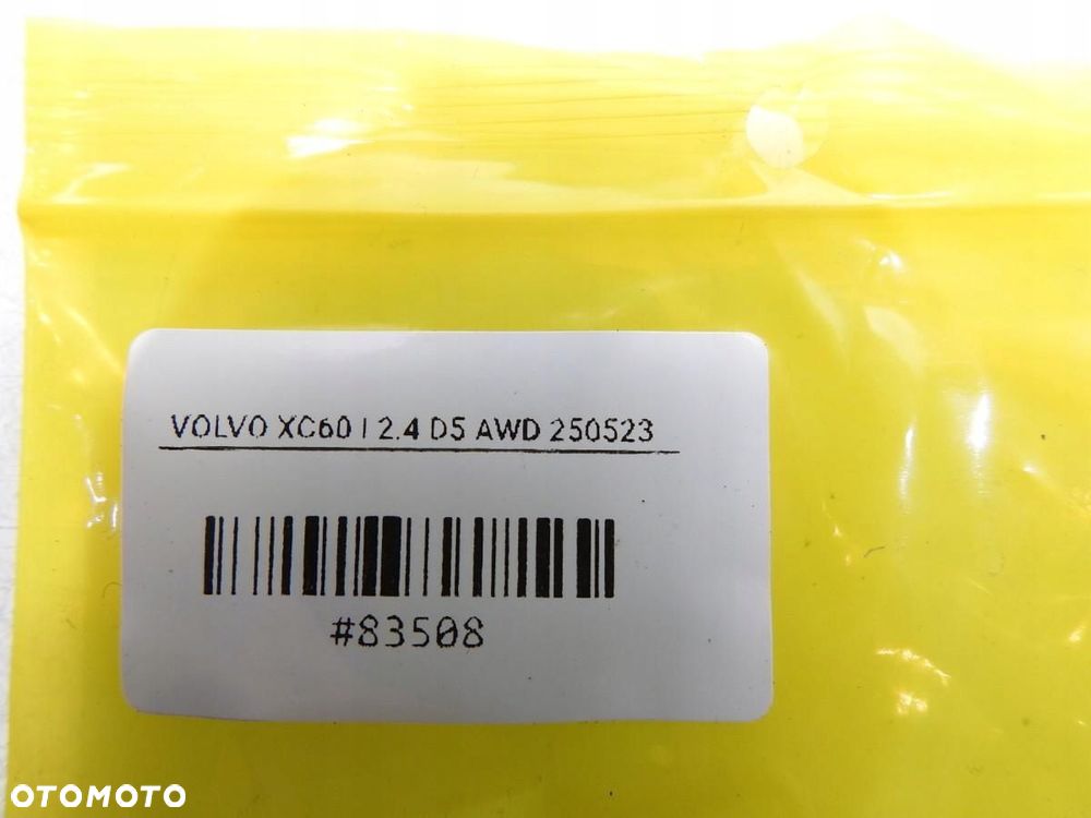 MOCOWANIE UCHWYT SIATKI BAGAŻNIKA PRAWY VOLVO XC60 I 30715567 - 4