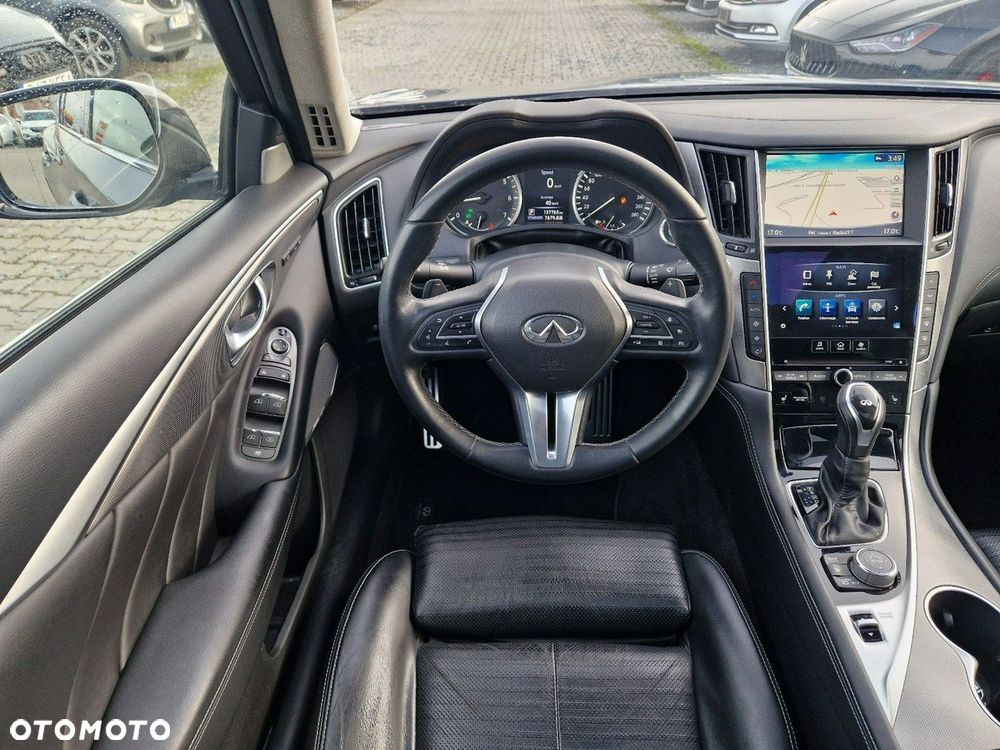 Infiniti Q50 - 35