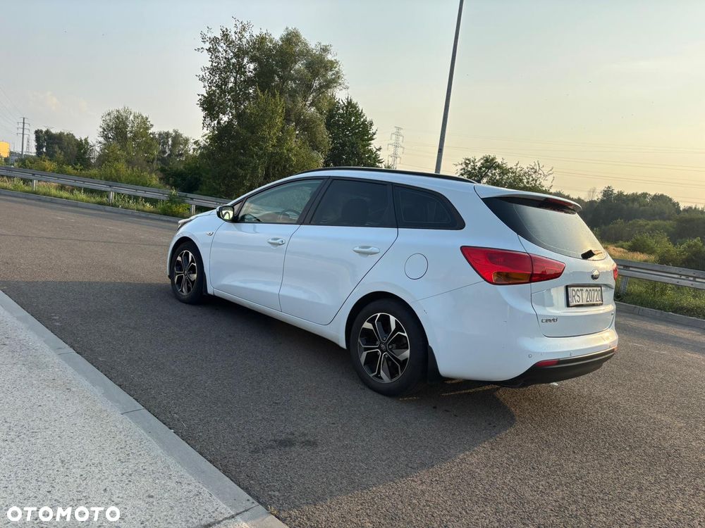 Kia Ceed Cee'd 1.4 CRDi M - 4
