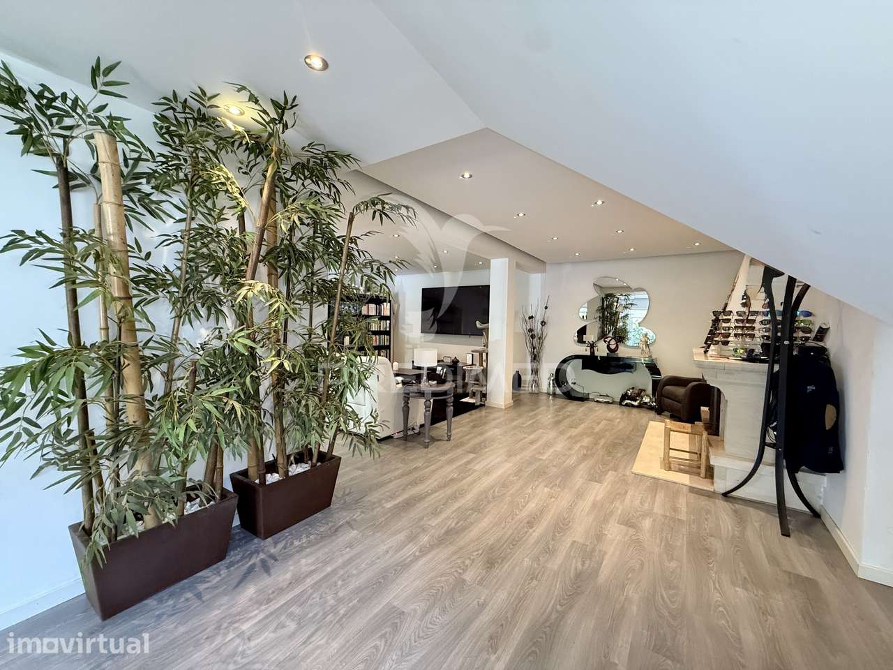 Magnífica Moradia T4 com Piscina Aquecida, Jardim e Excelentes Área... - Grande imagem: 4/40
