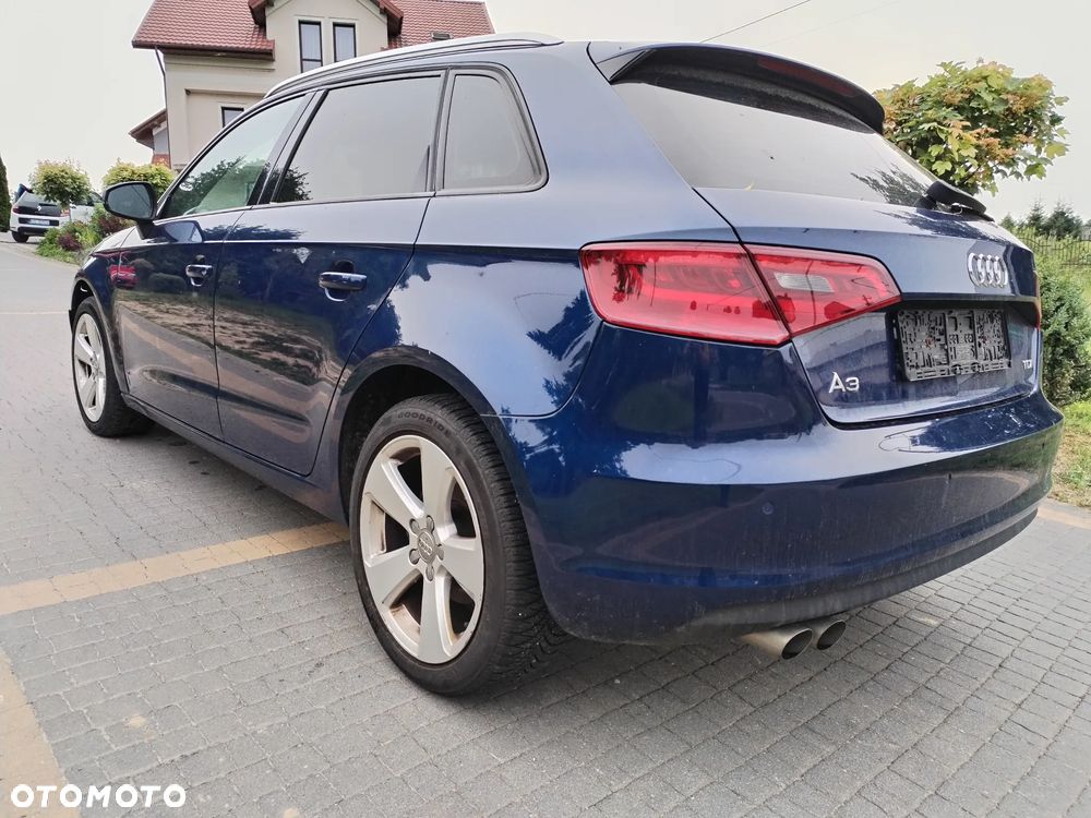 Audi A3 Sportback - 4