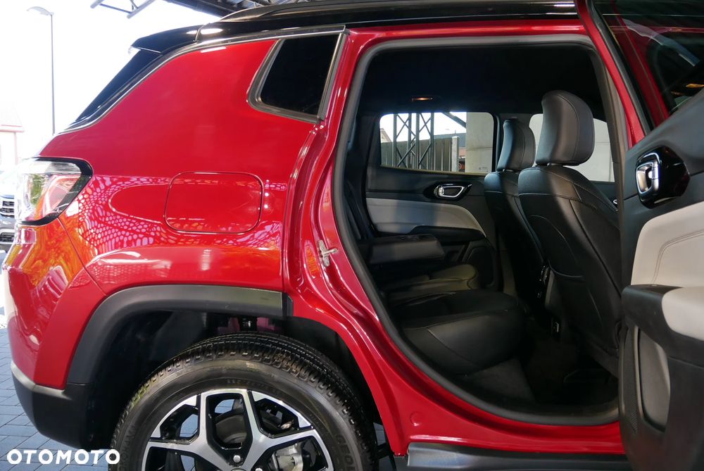 Jeep Compass - 11