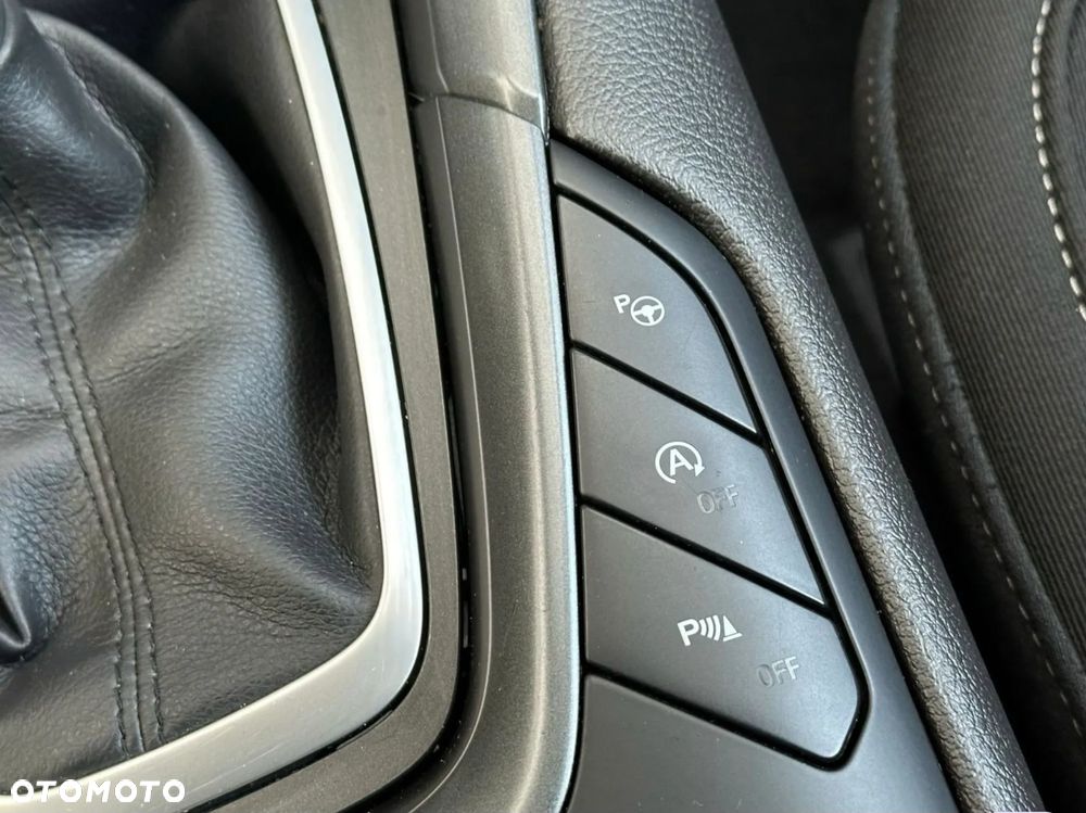 Ford Mondeo 2.0 TDCi Titanium PowerShift - 15