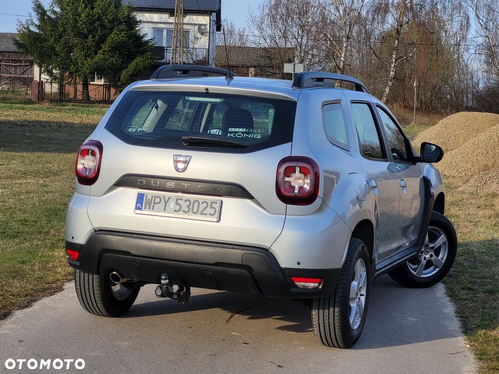 Dacia Duster 1.6 SCe Essential - 11