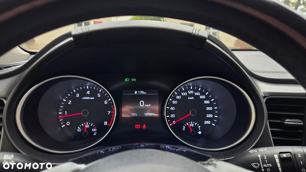 Kia Ceed - 28