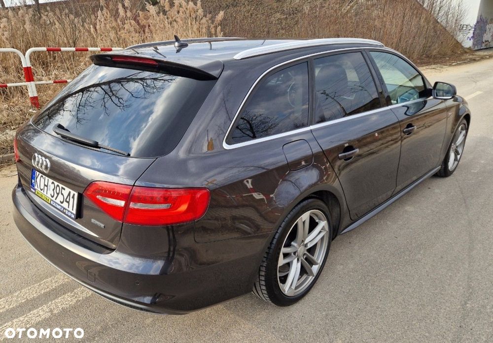 Audi A4 Avant 2.0 TDI DPF quattro S line Sportpaket - 7
