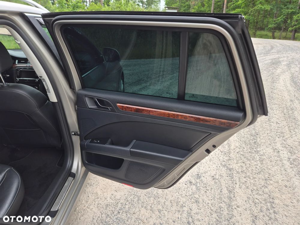 Skoda Superb 1.8 TSI Elegance - 32