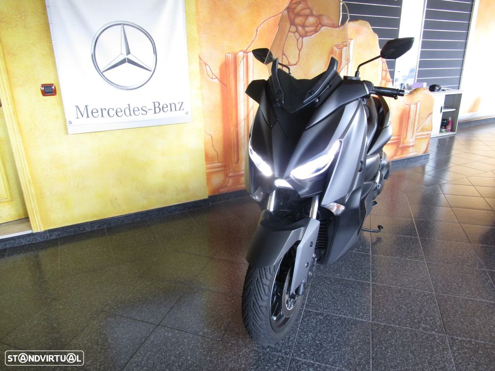 Yamaha X-Max - 1