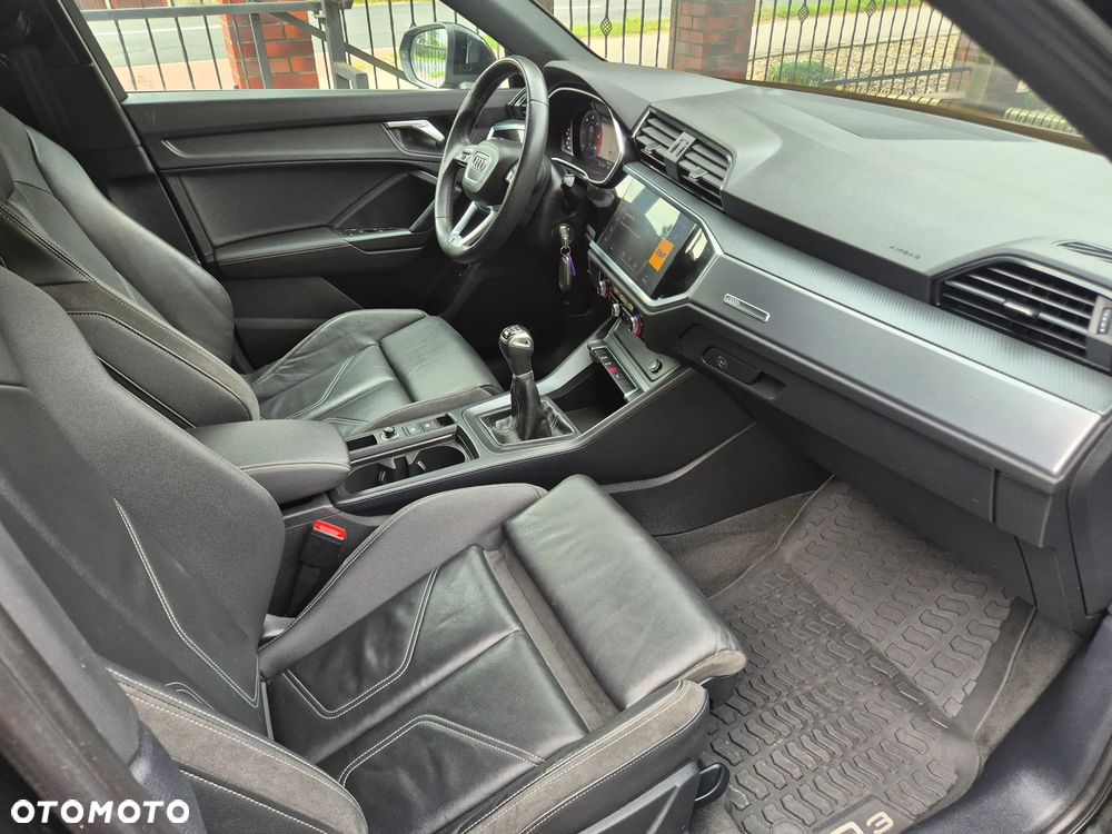 Audi Q3 35 TDI S line - 39