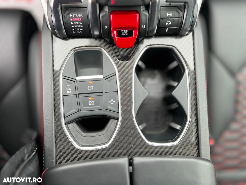 Lamborghini URUS - 20