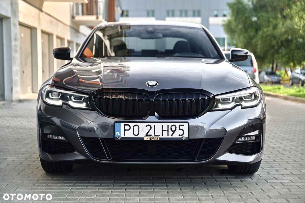 BMW Seria 3 320d xDrive M Sport Shadow - 9