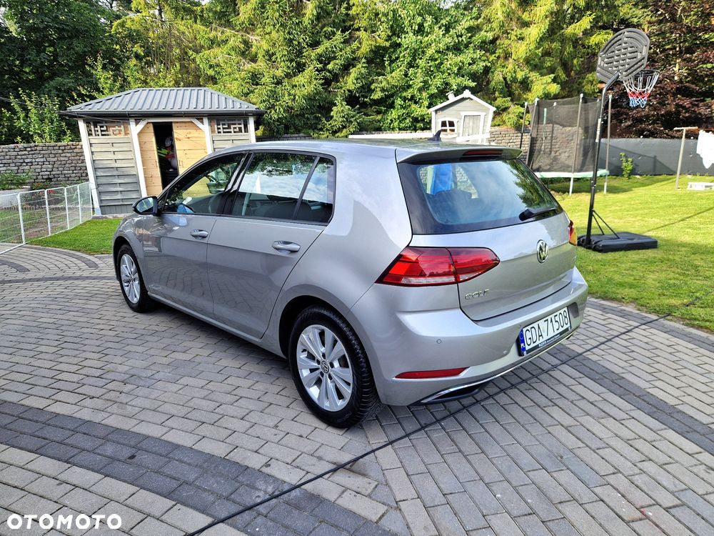 Volkswagen Golf - 3