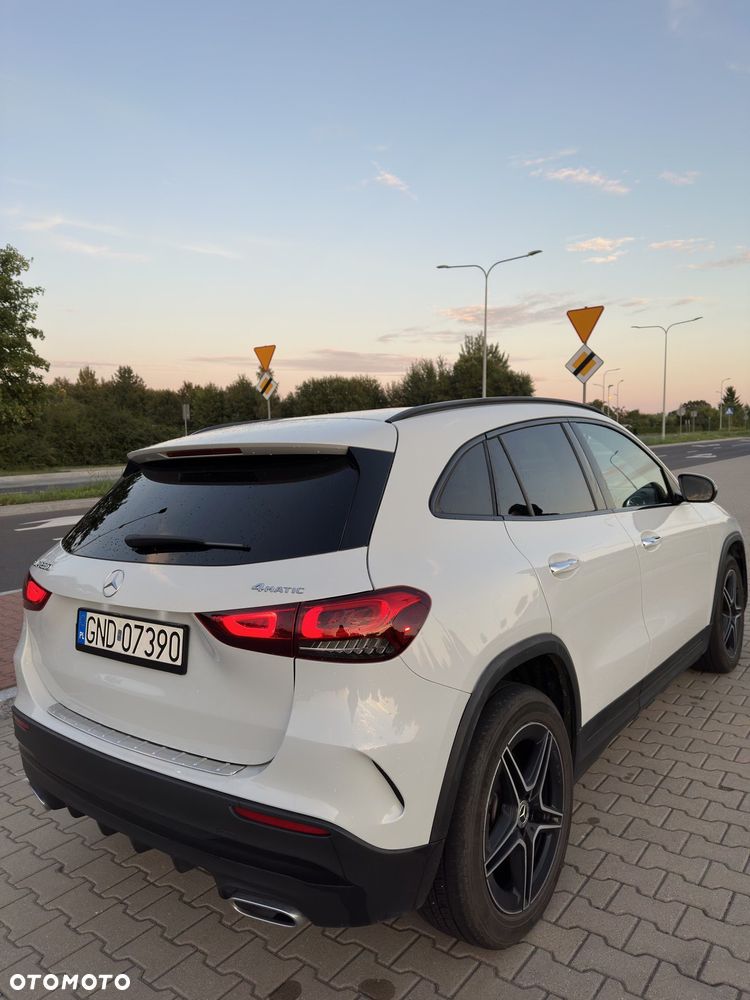 Mercedes-Benz GLA 250 4-Matic AMG Line - 2