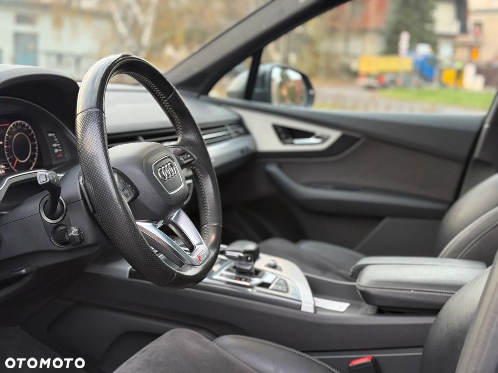 Audi Q7 - 15